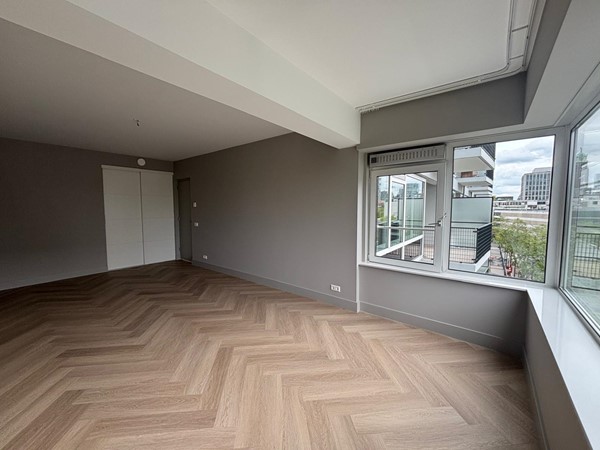Medium property photo - Kruiskade, 3012 EG Rotterdam